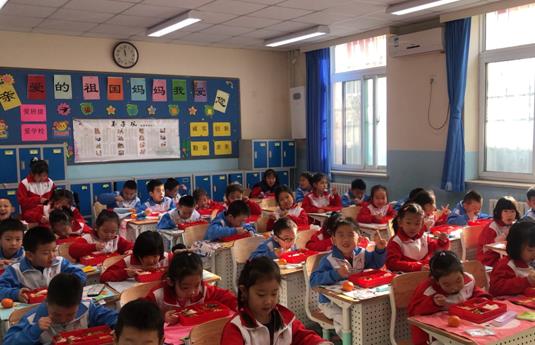 卓耐為學校（教育培訓機構）提供新風系統(tǒng)解決方案，教室怎么安裝新風換氣機